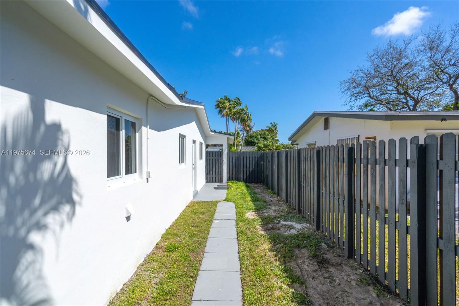 4401 NE 13th Ave - 27