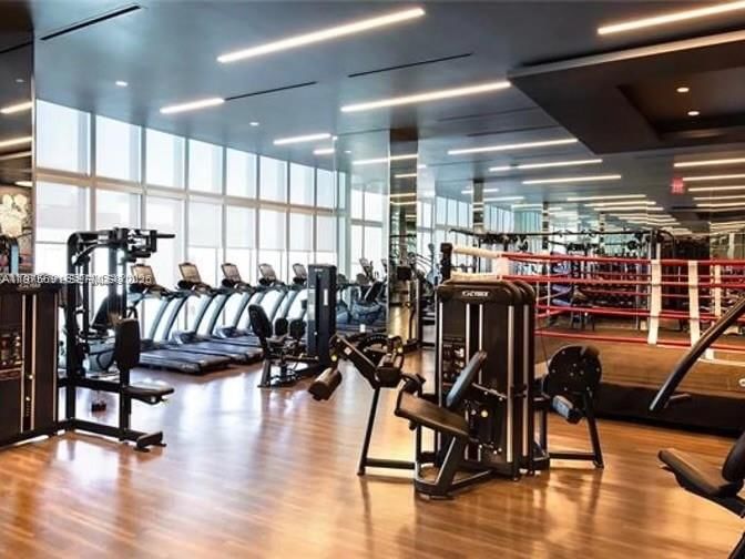 851 NE 1st Ave, Unit 3000 - 19