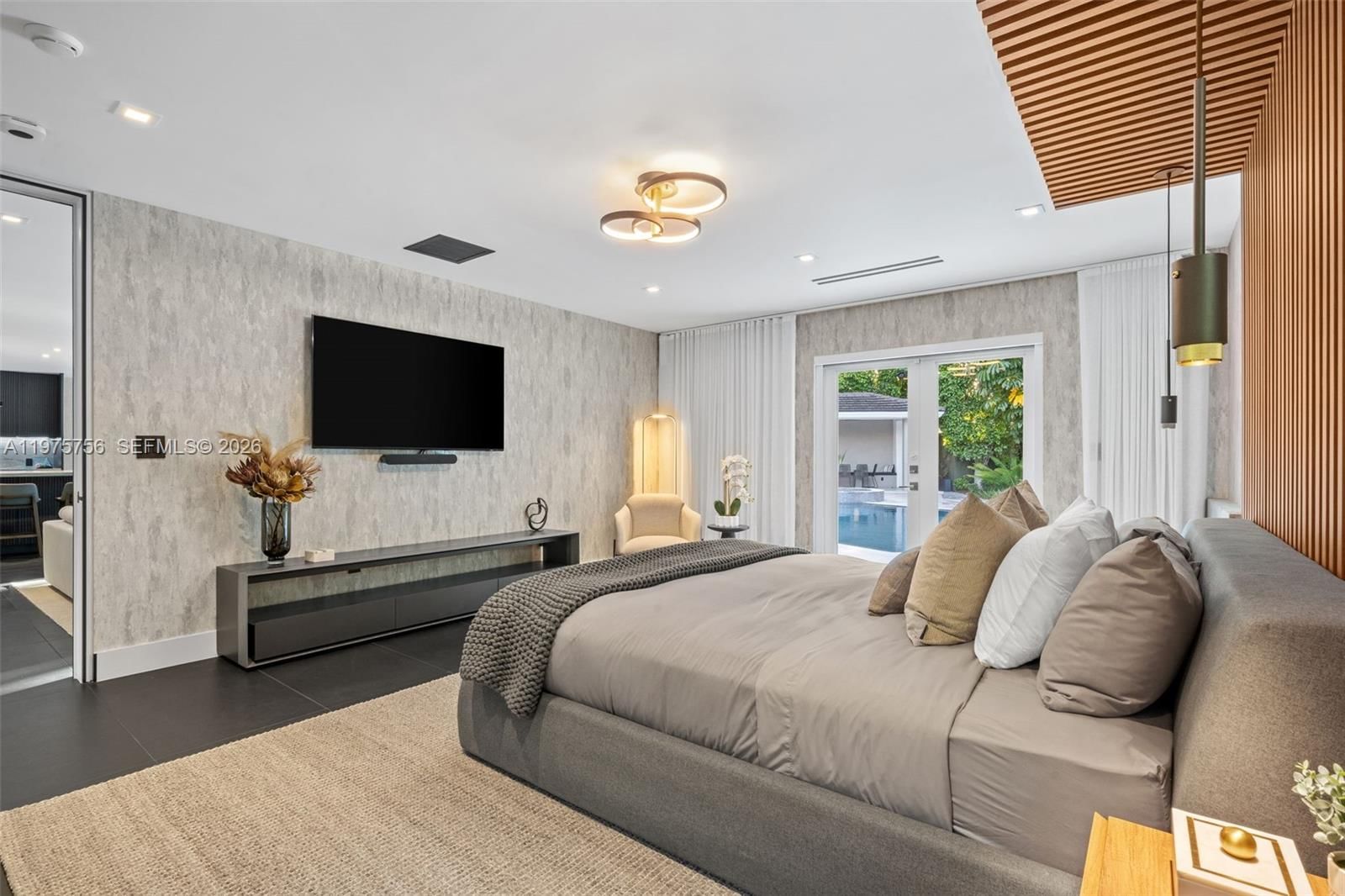 4800 BAY POINT RD - 33