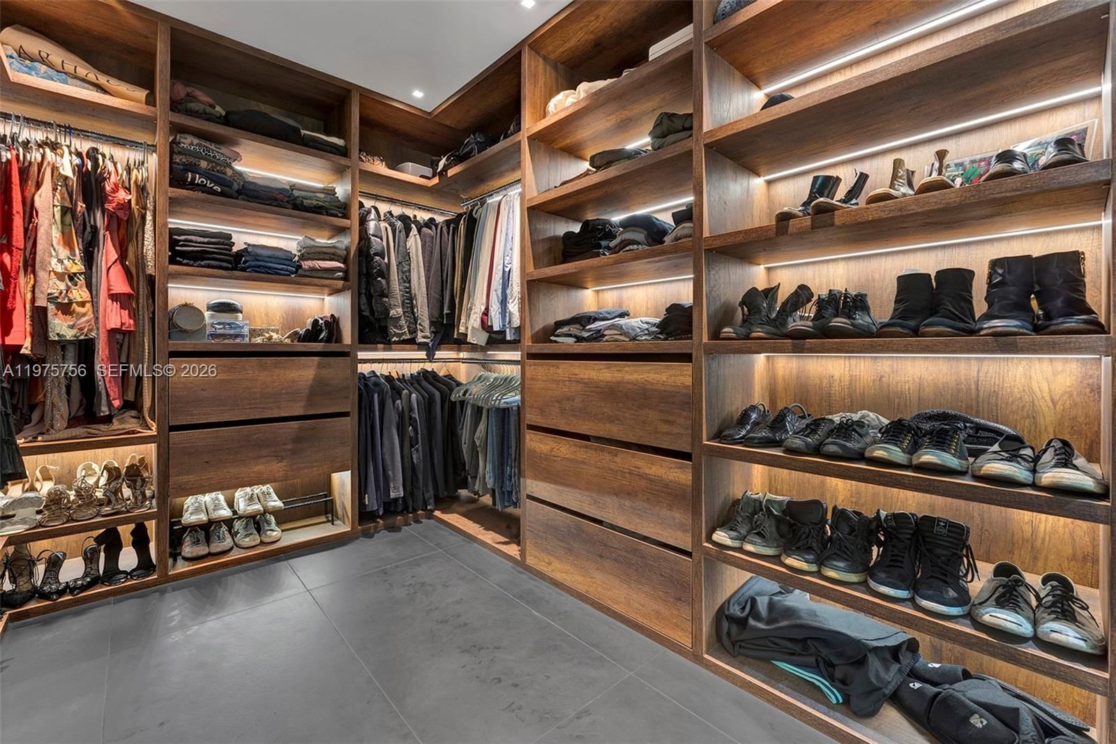 4800 BAY POINT RD - 36