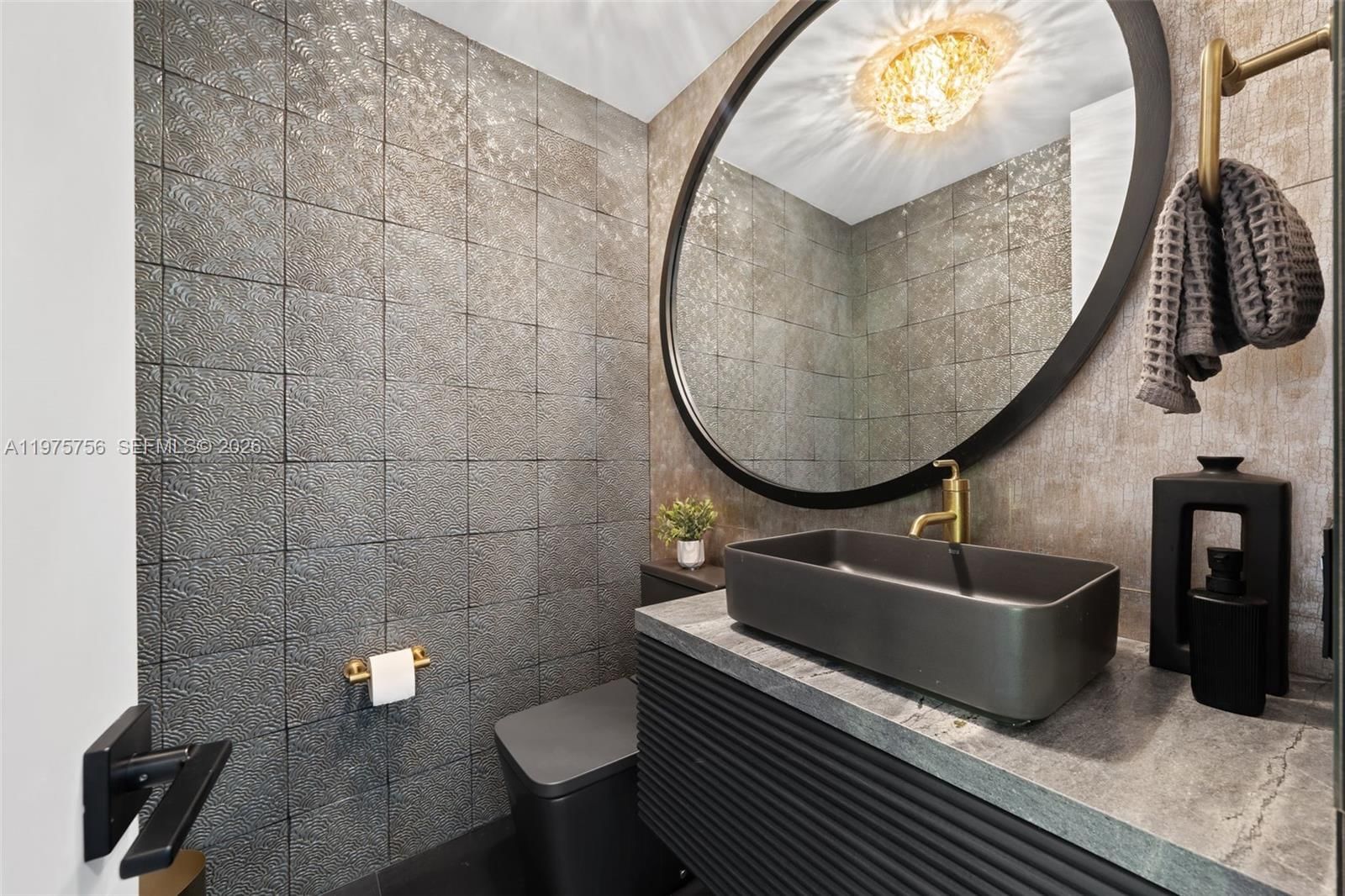 4800 BAY POINT RD - 39