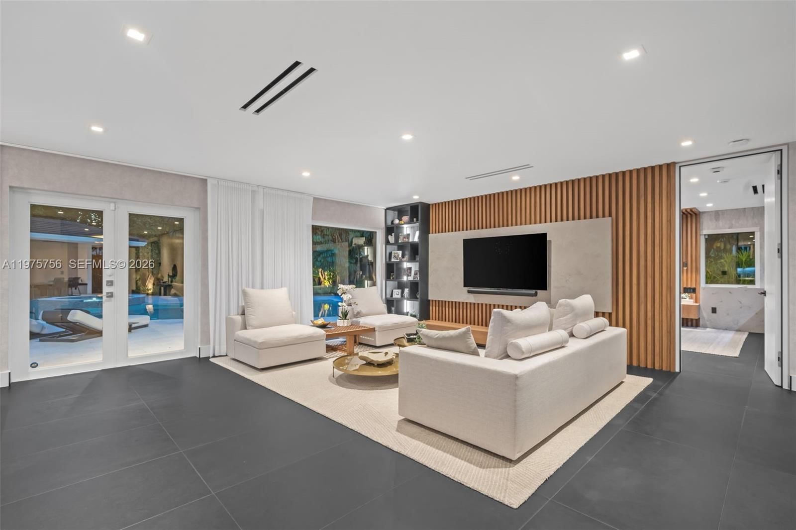 4800 BAY POINT RD - 62