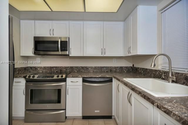 2101 NE 68th St, Unit 103 - 10