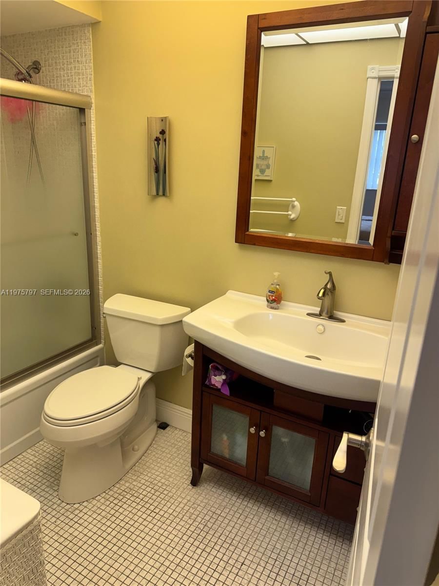 5121 W Oakland Park Blvd, Unit 204 - 15