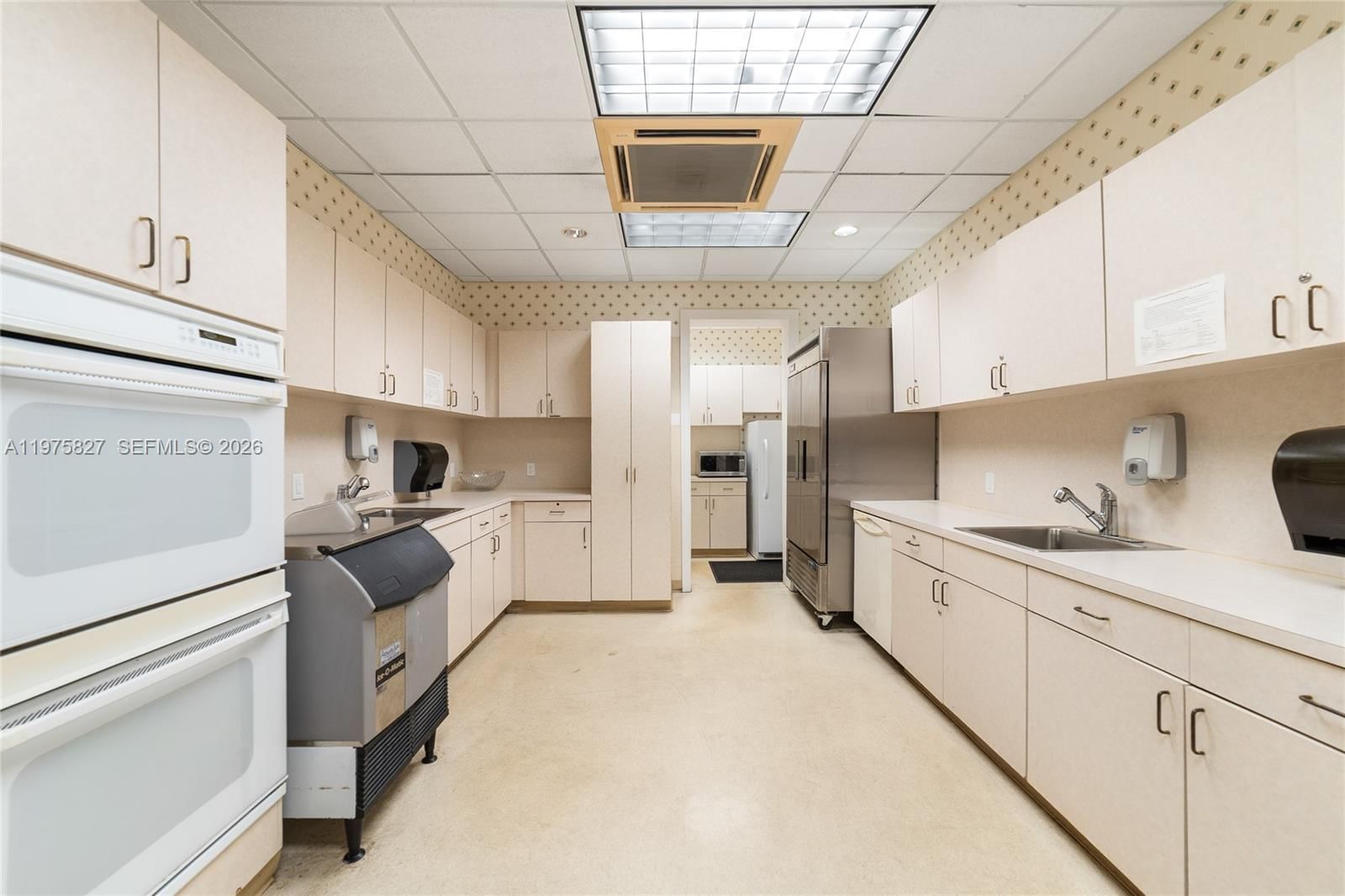 3010 NW 12th St, Unit D - 32