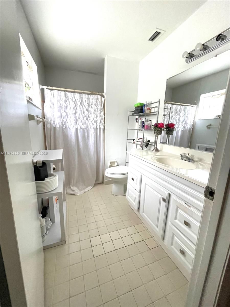 9604 NW 49th St - 19