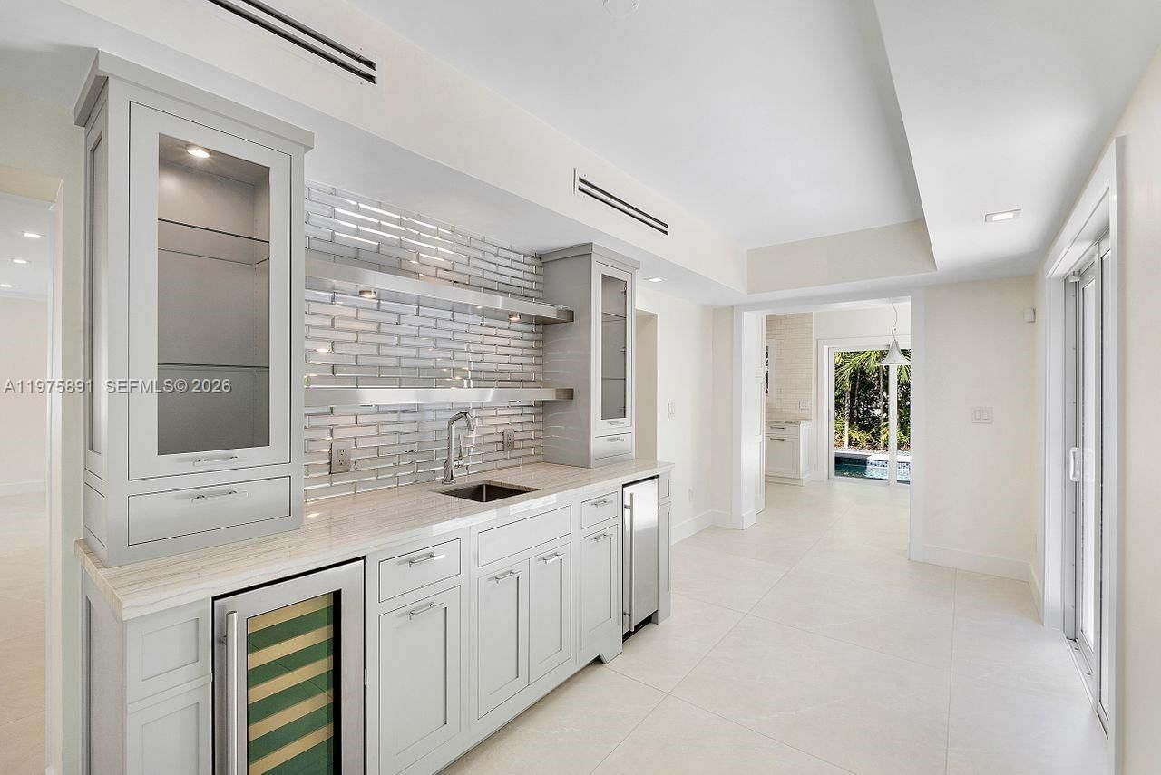 6517 CASTANEDA ST - 13