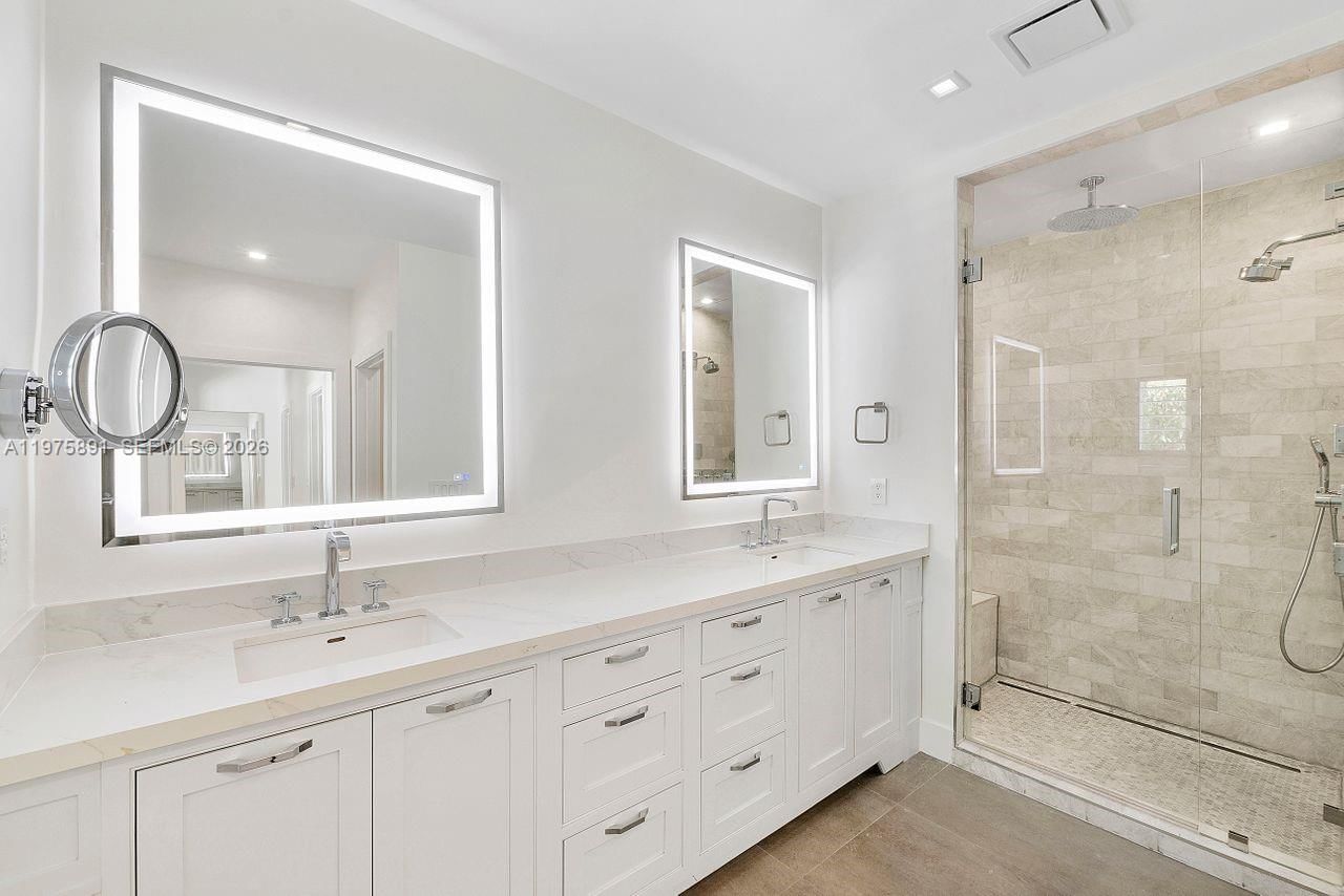 6517 CASTANEDA ST - 17