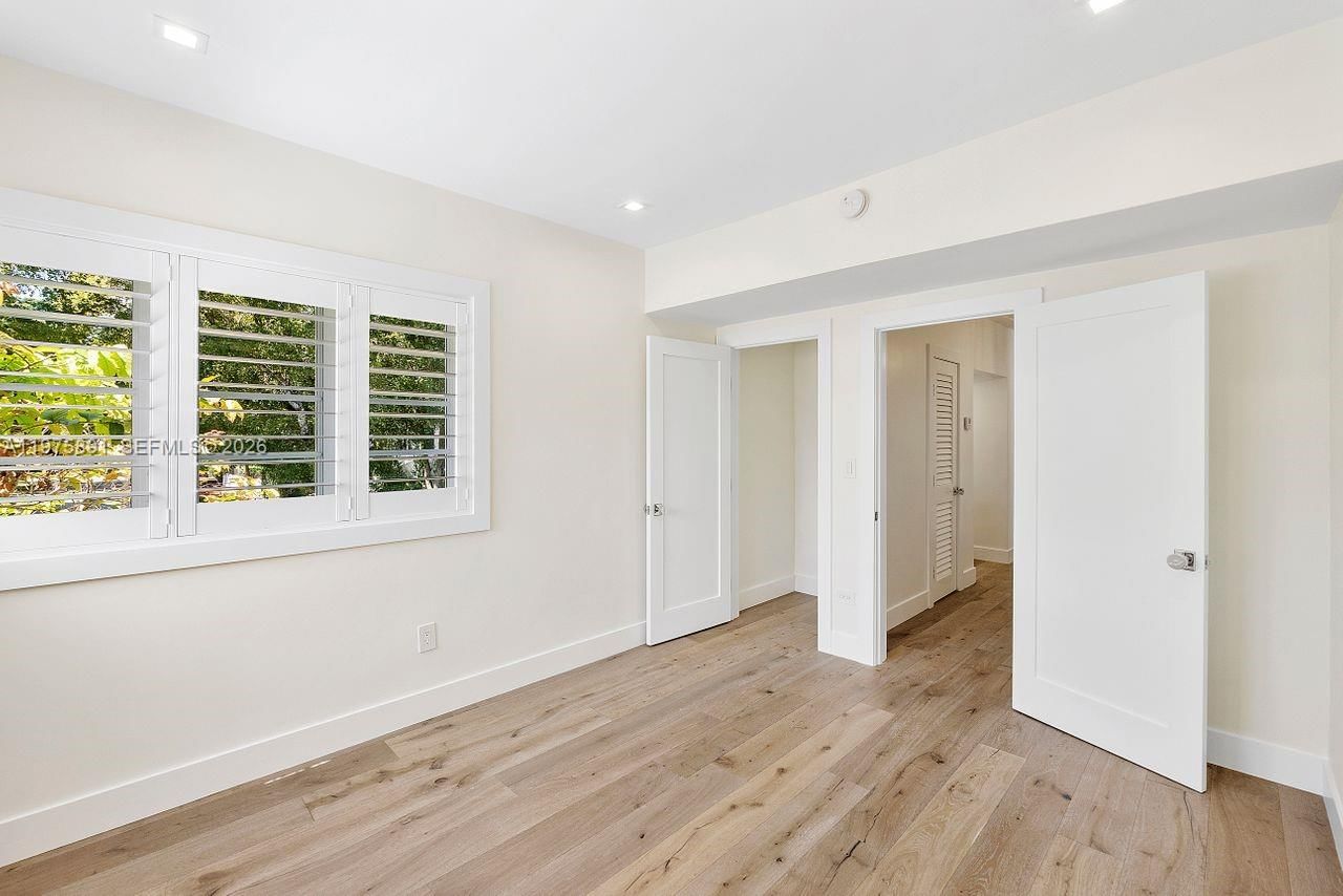 6517 CASTANEDA ST - 18