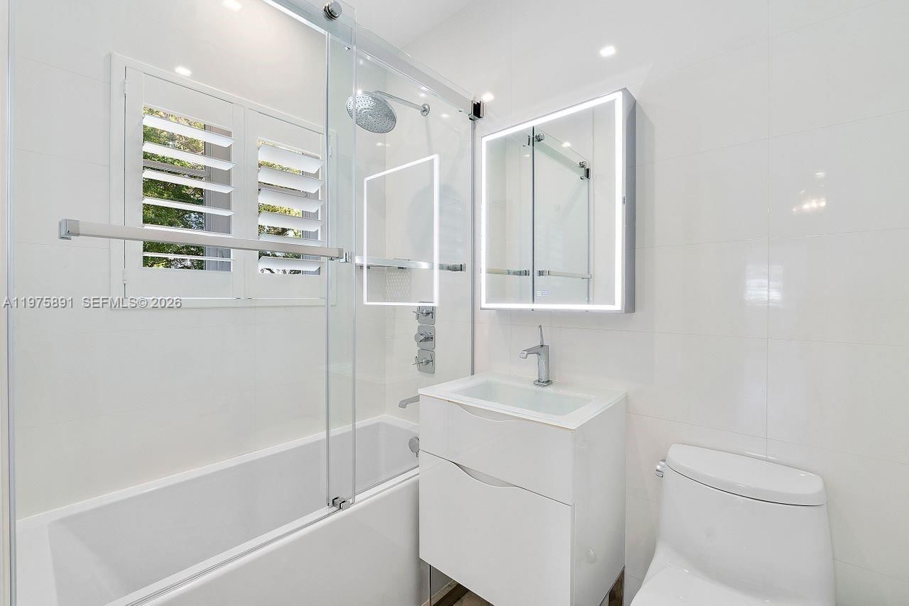 6517 CASTANEDA ST - 19