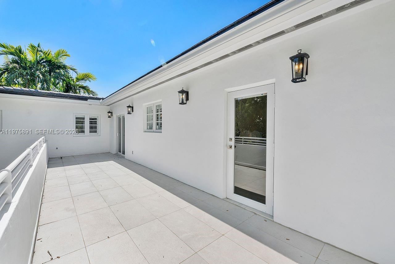 6517 CASTANEDA ST - 23