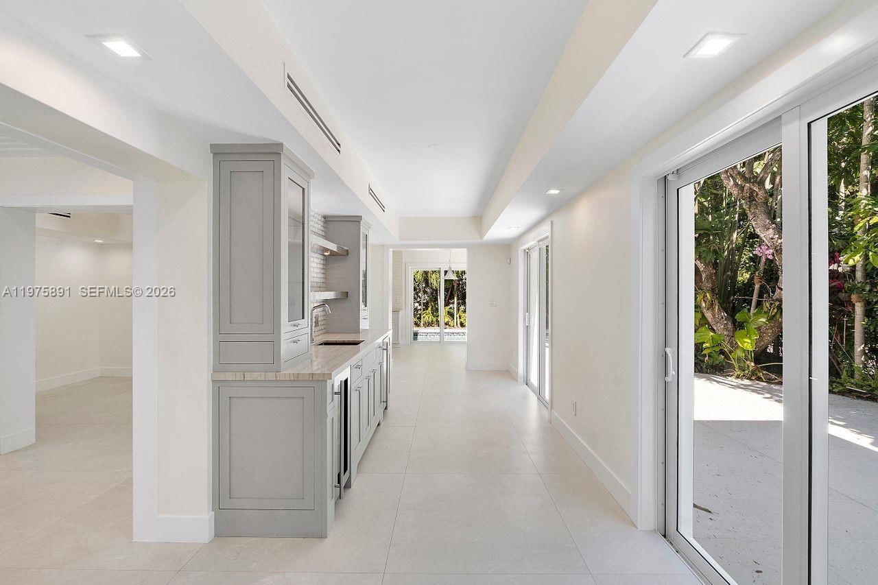 6517 CASTANEDA ST - 3