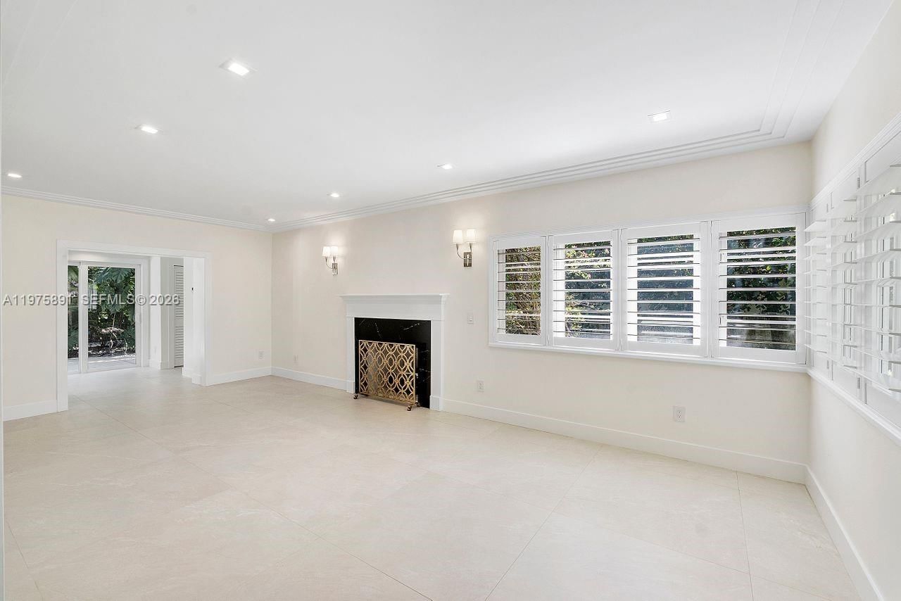 6517 CASTANEDA ST - 5