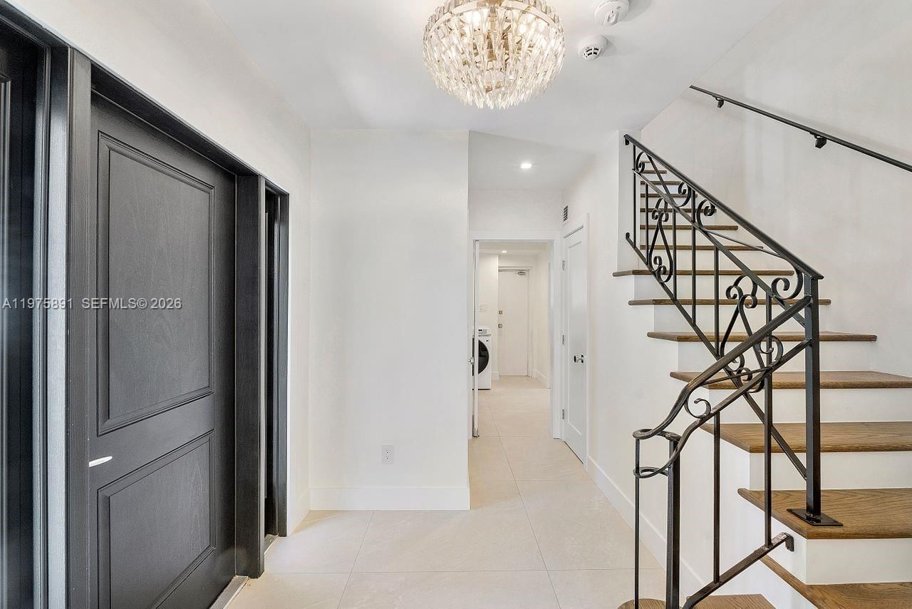 6517 CASTANEDA ST - 8