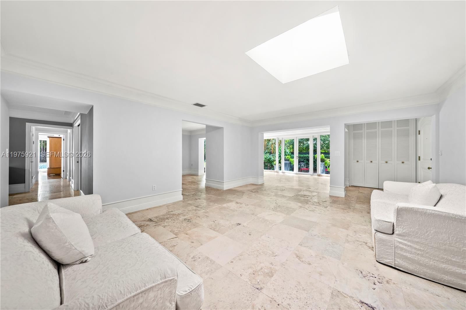 3821 BRAGANZA AVE, Unit 3821 - 11