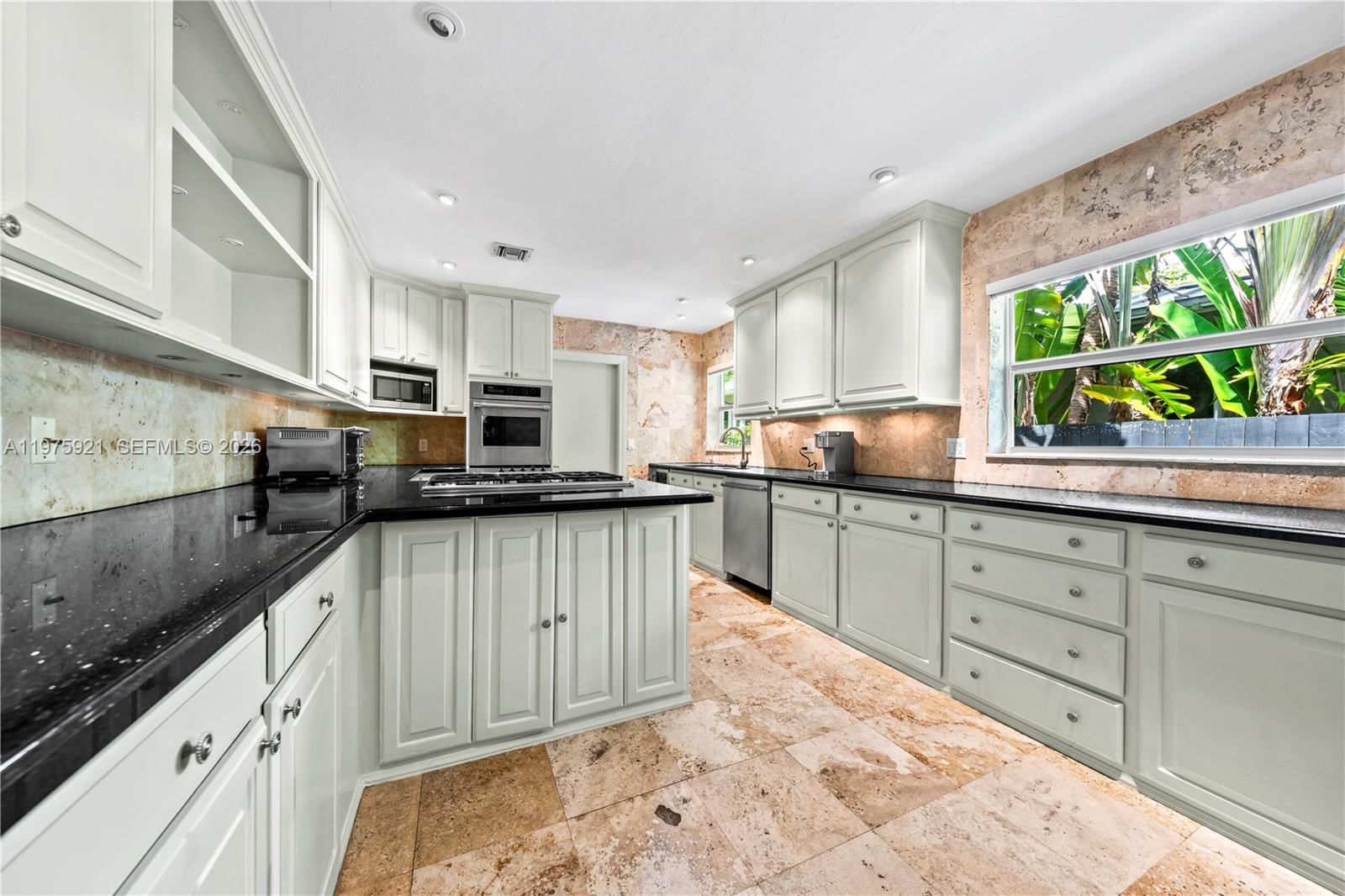 3821 BRAGANZA AVE, Unit 3821 - 16