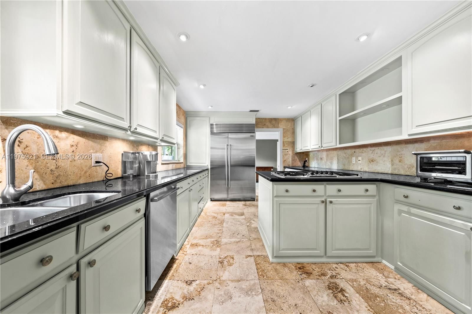 3821 BRAGANZA AVE, Unit 3821 - 17