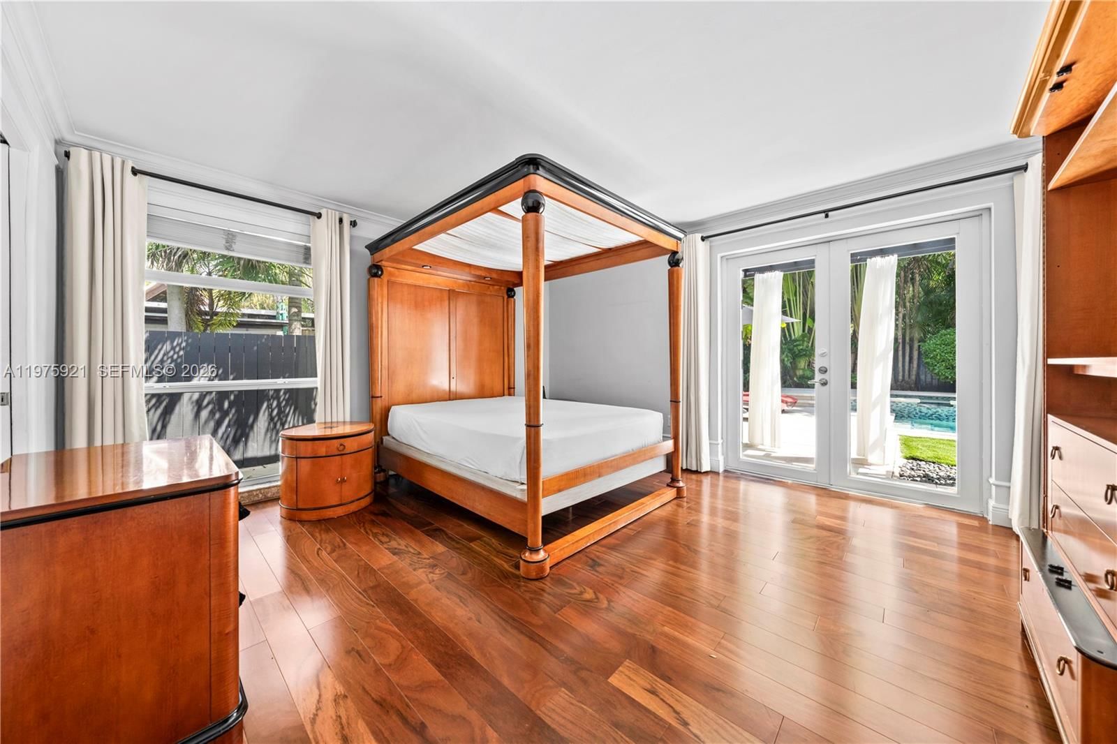 3821 BRAGANZA AVE, Unit 3821 - 28