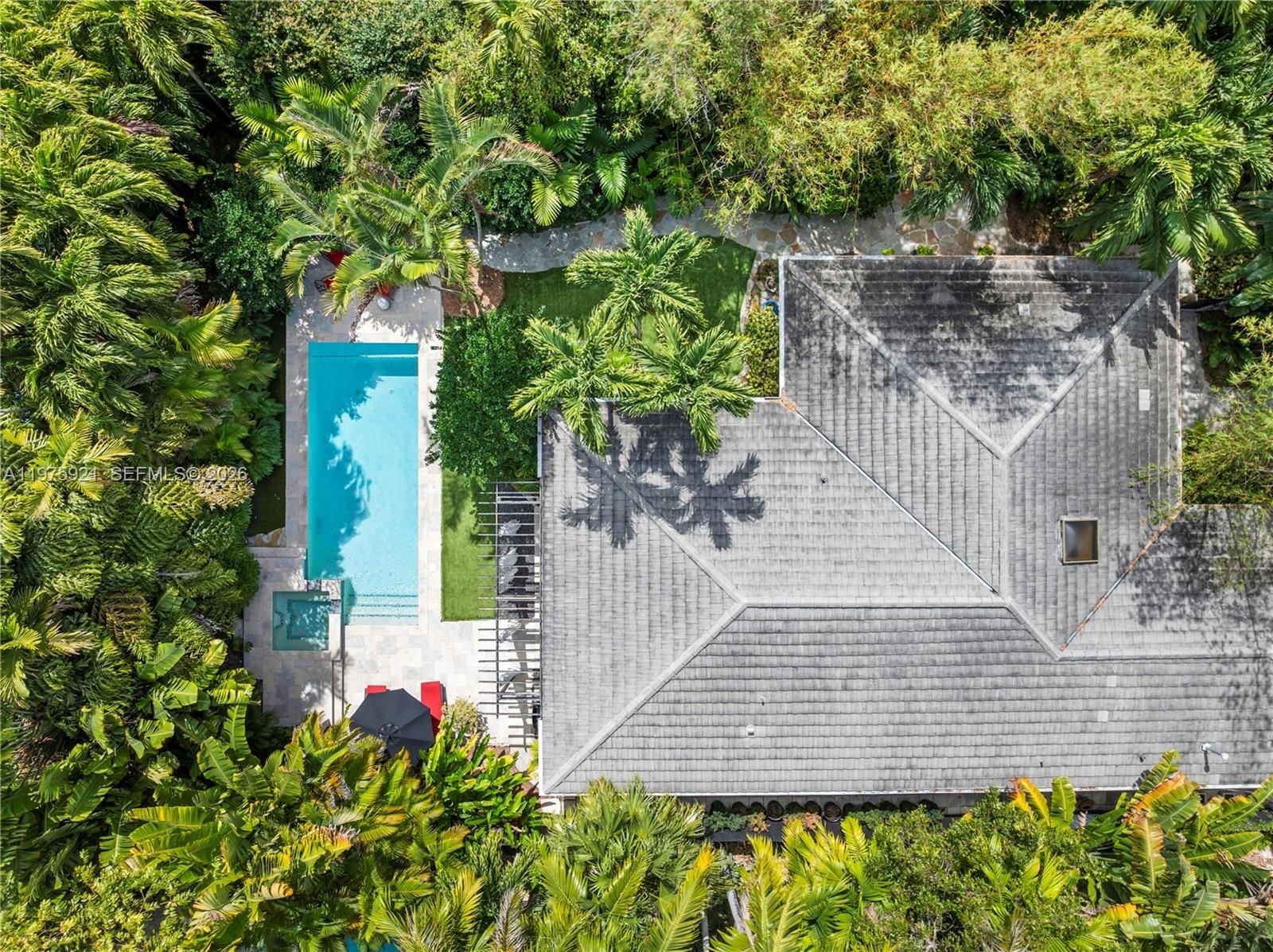 3821 BRAGANZA AVE, Unit 3821 - 3