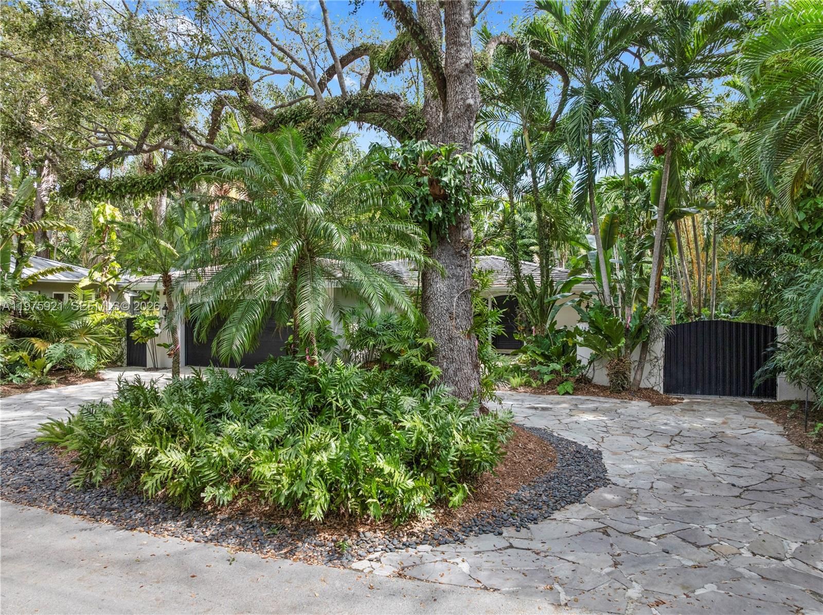 3821 BRAGANZA AVE, Unit 3821 - 49