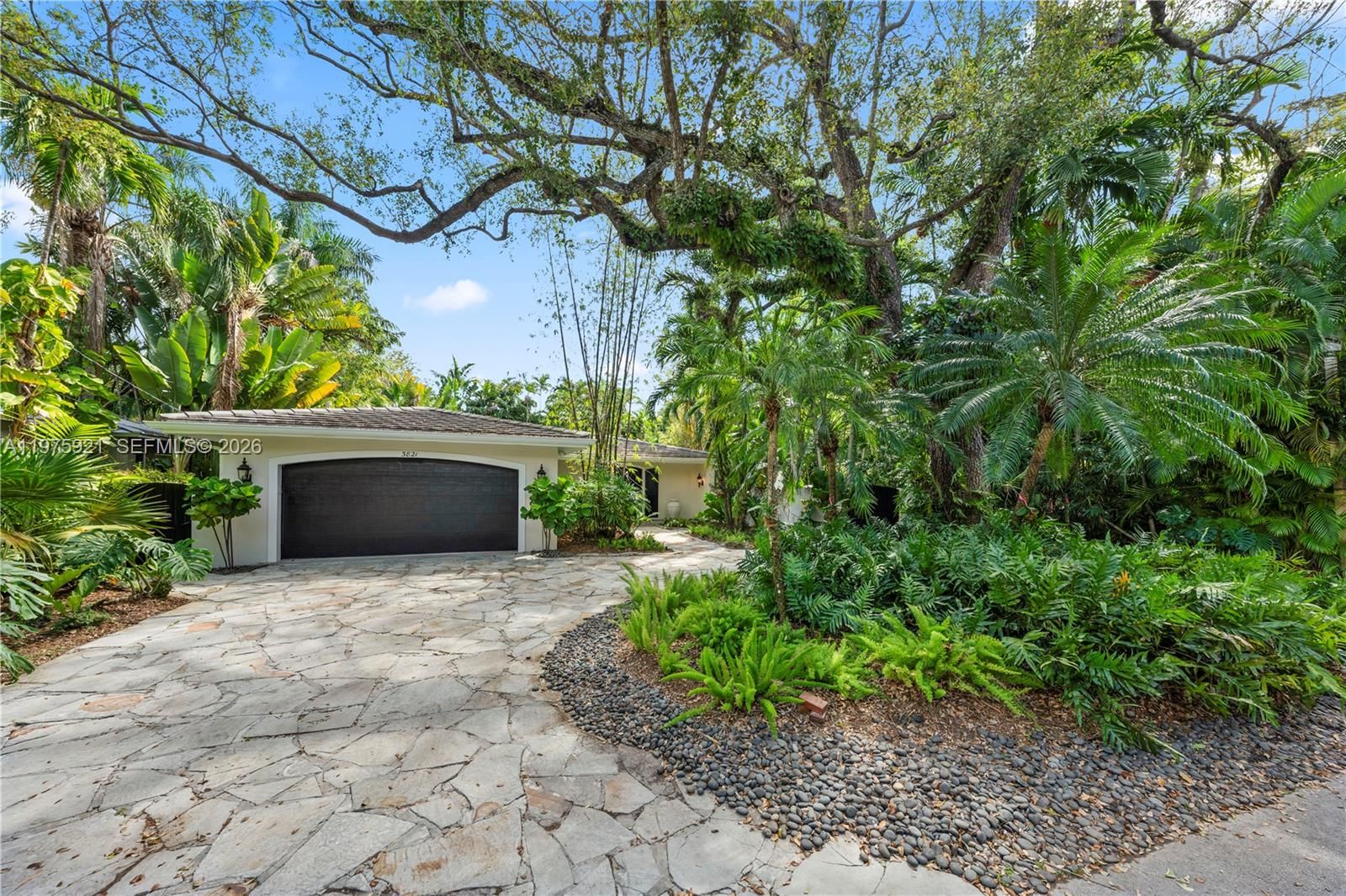 3821 BRAGANZA AVE, Unit 3821 - 52