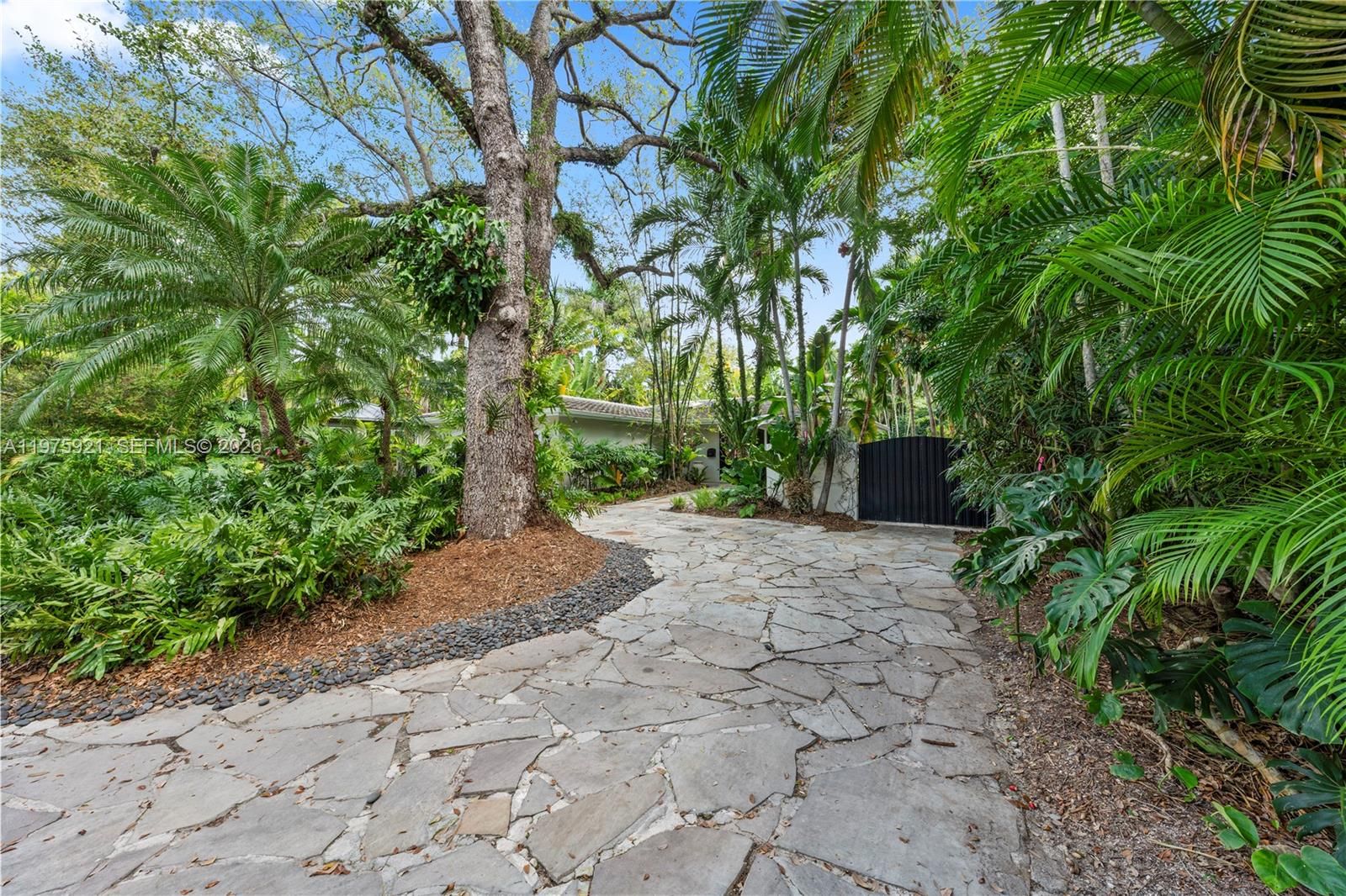 3821 BRAGANZA AVE, Unit 3821 - 55