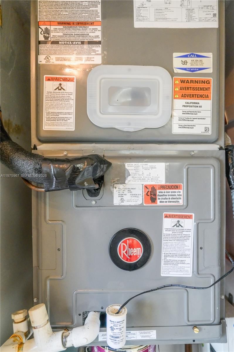 101 SE 3rd Ave, Unit 401 - 32