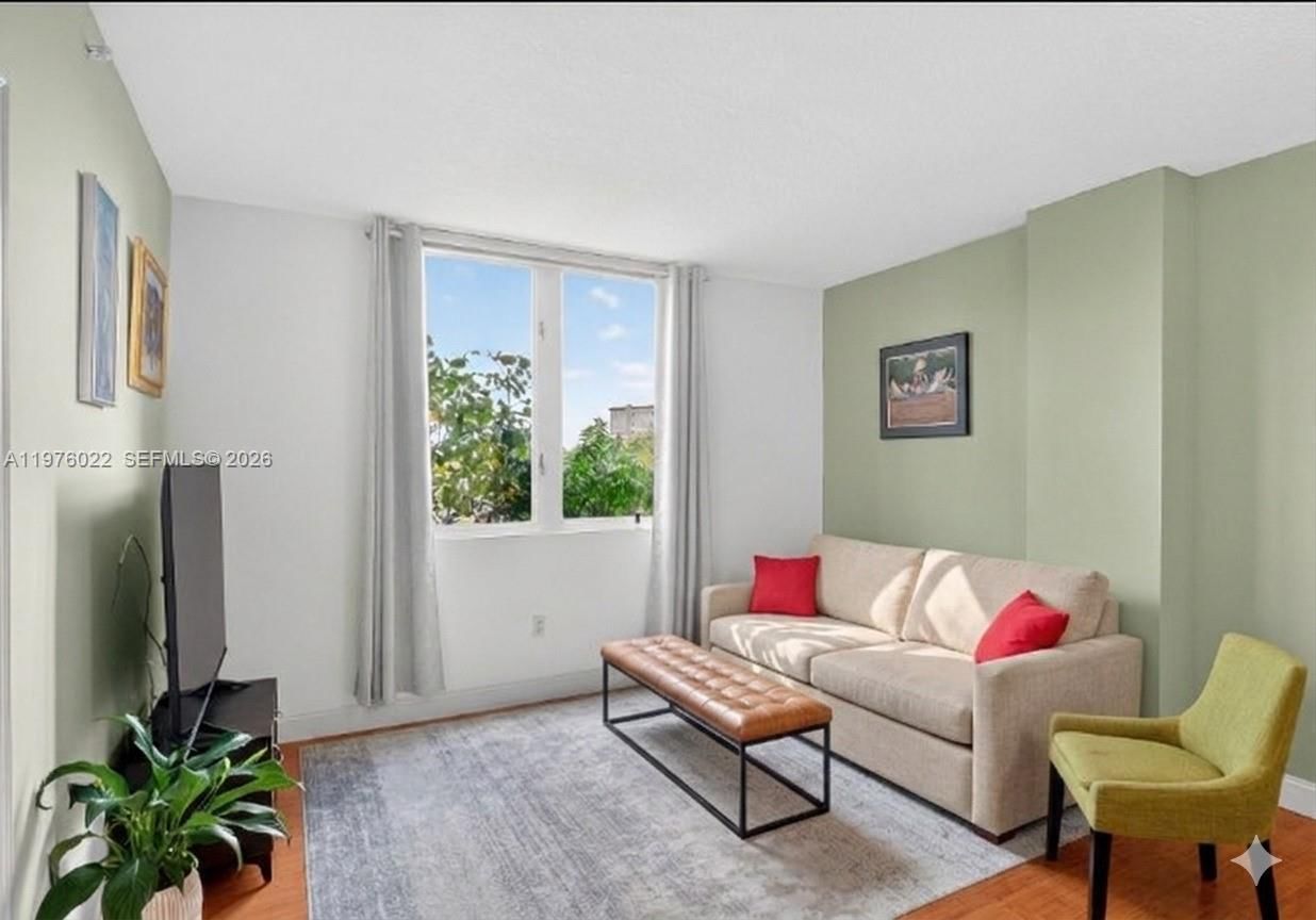 2630 SW 28th St, Unit 51 - 10