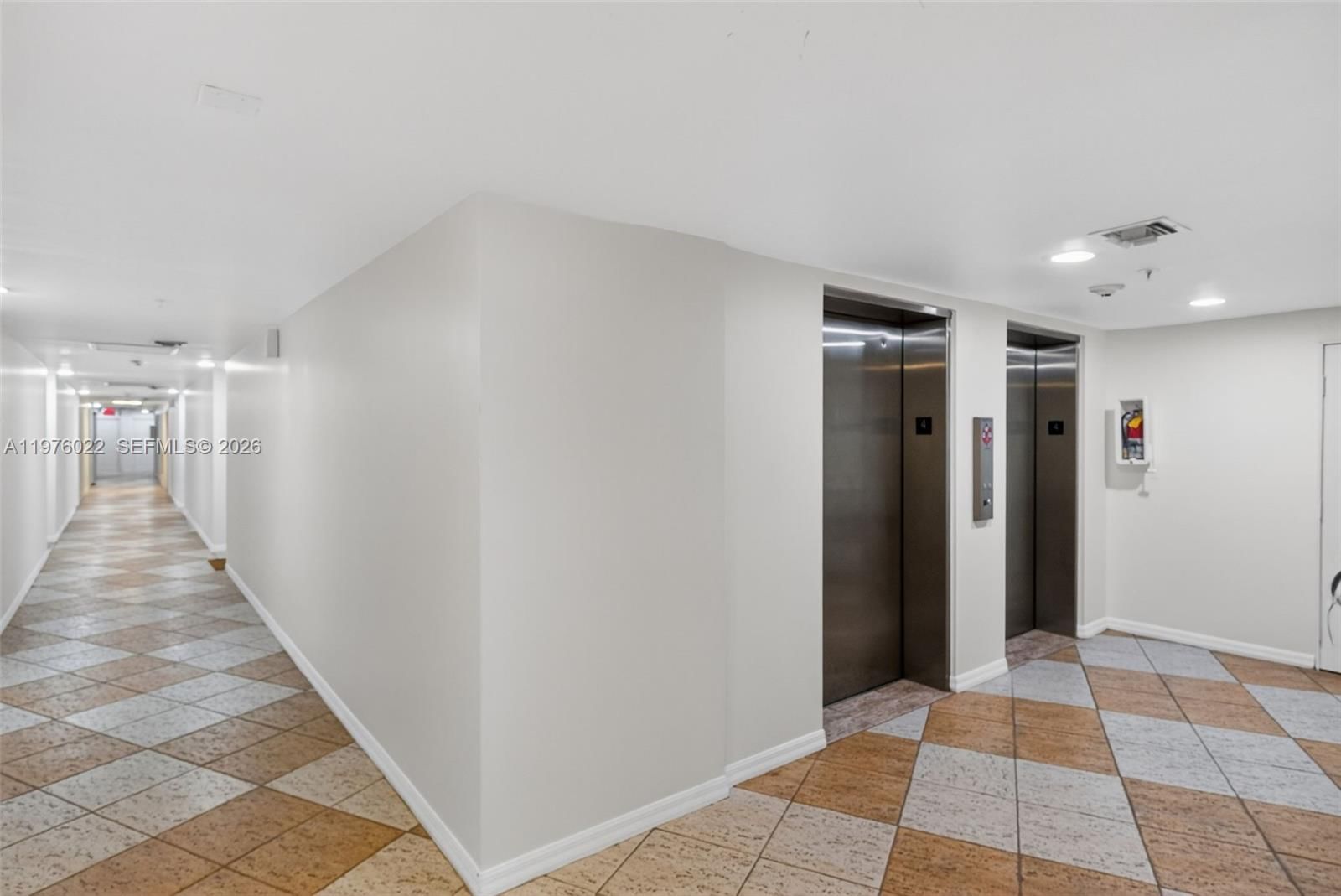 2630 SW 28th St, Unit 51 - 25