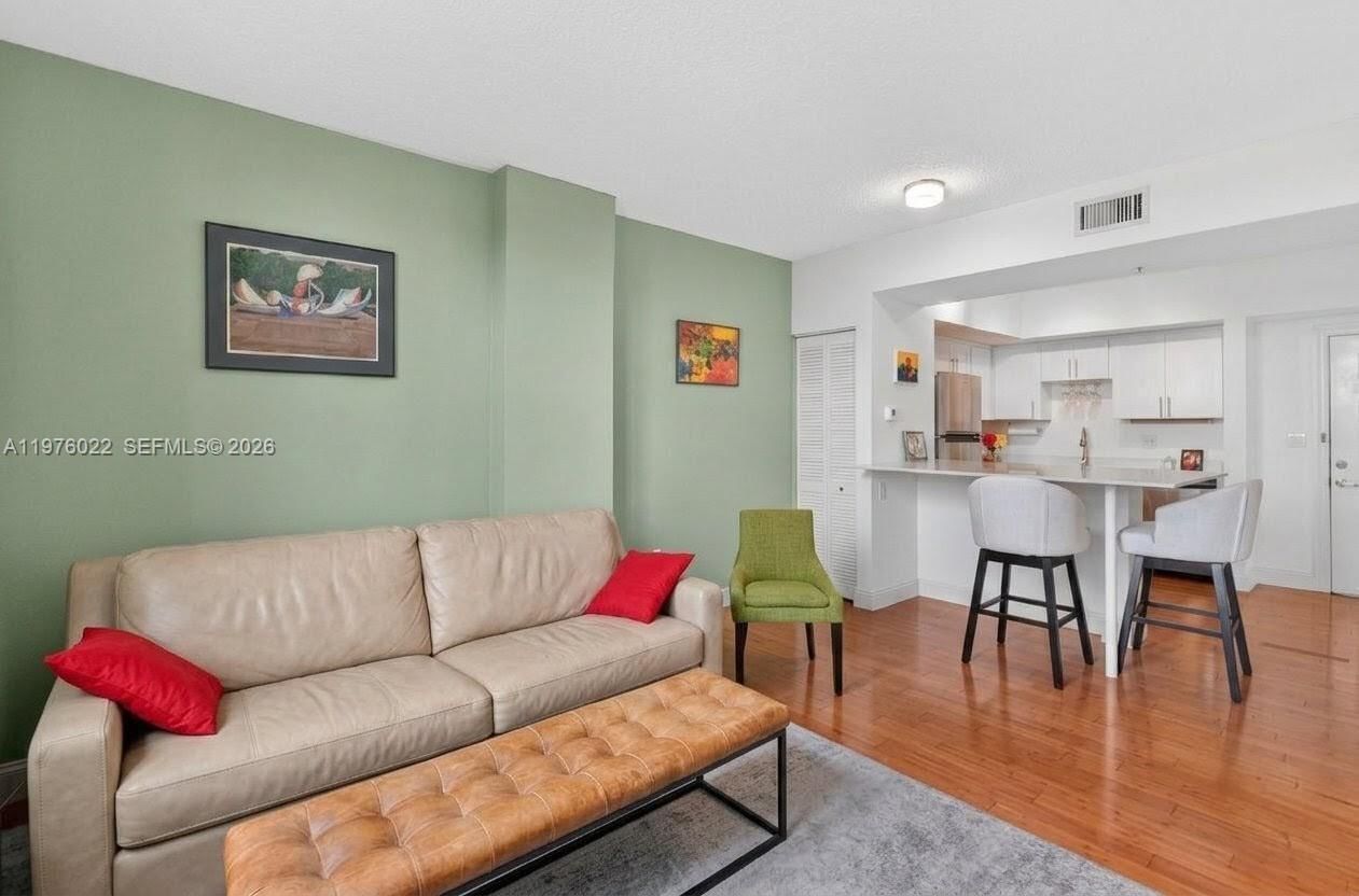 2630 SW 28th St, Unit 51 - 6