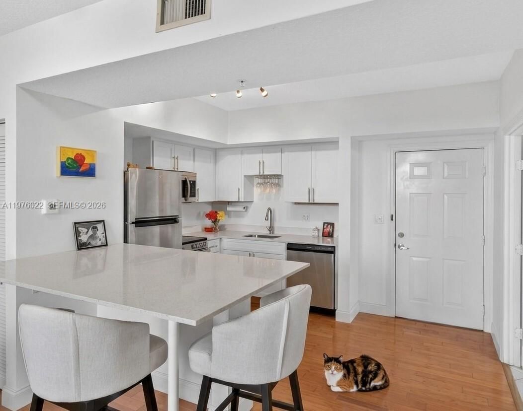 2630 SW 28th St, Unit 51 - 7