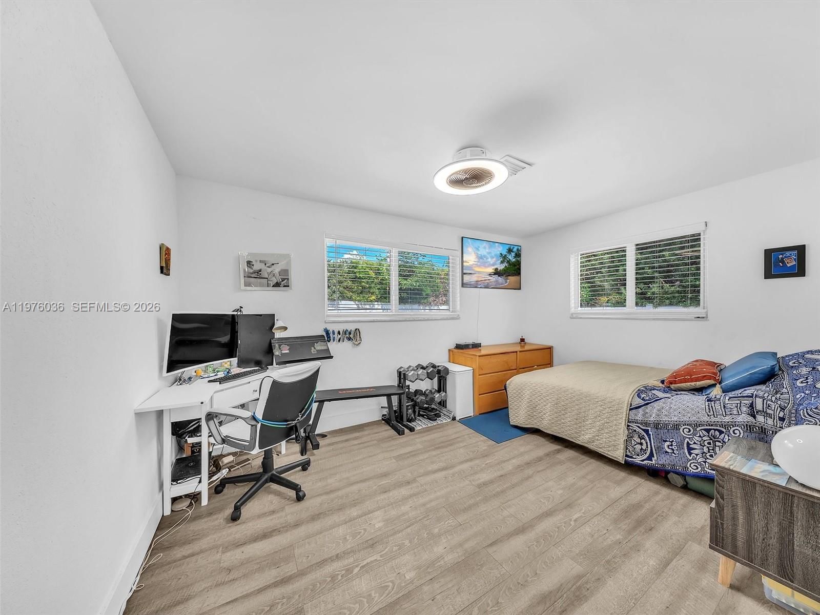 5100 NE 14th Ter - 24