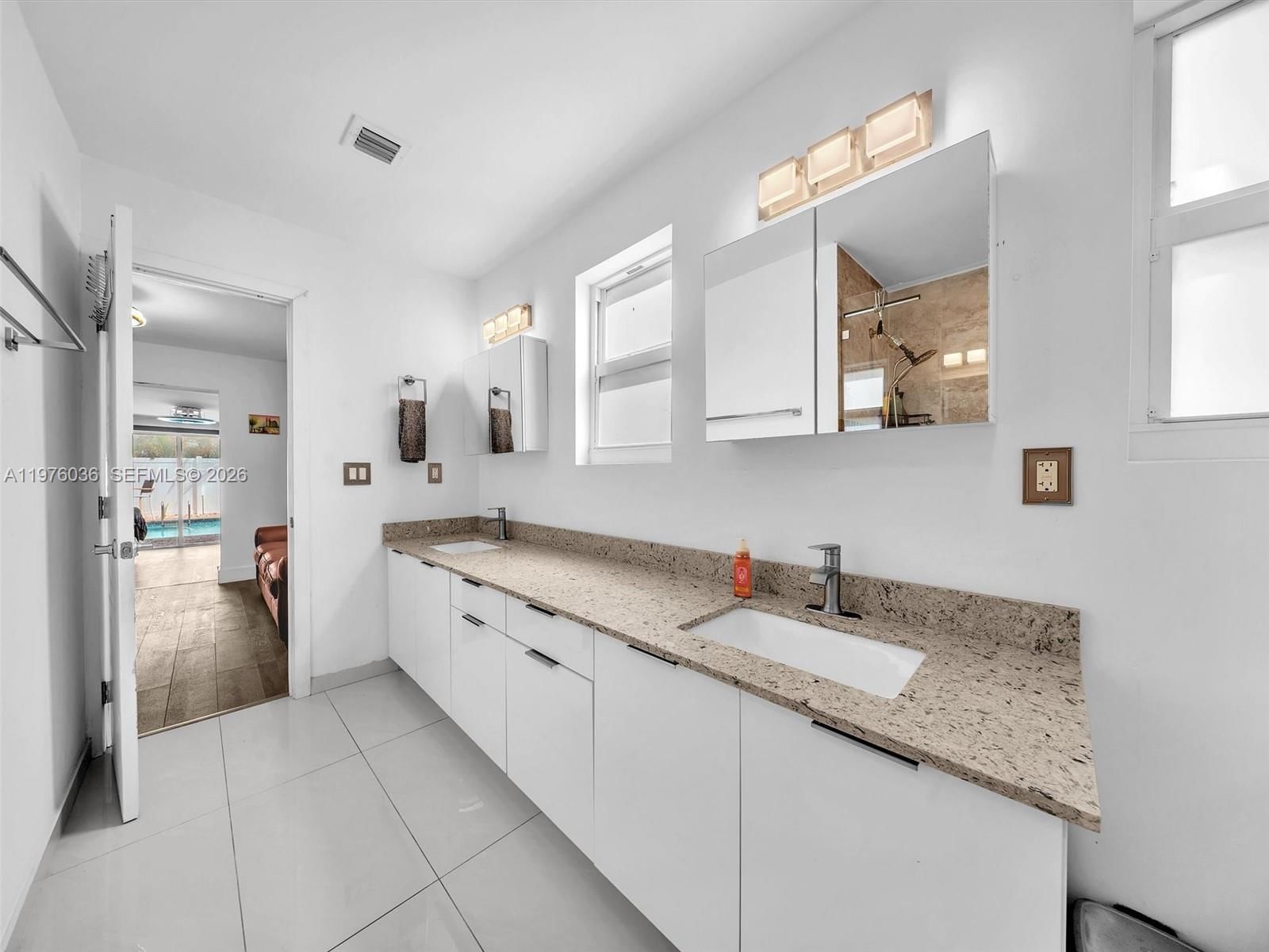 5100 NE 14th Ter - 39