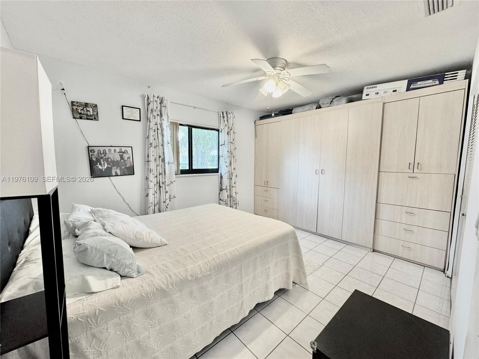 7005 NW 94th Ave - 10