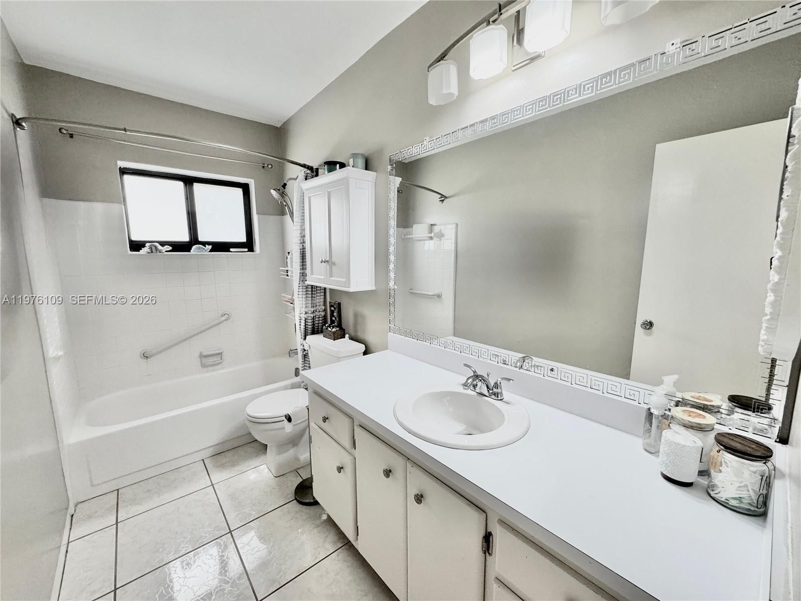 7005 NW 94th Ave - 11