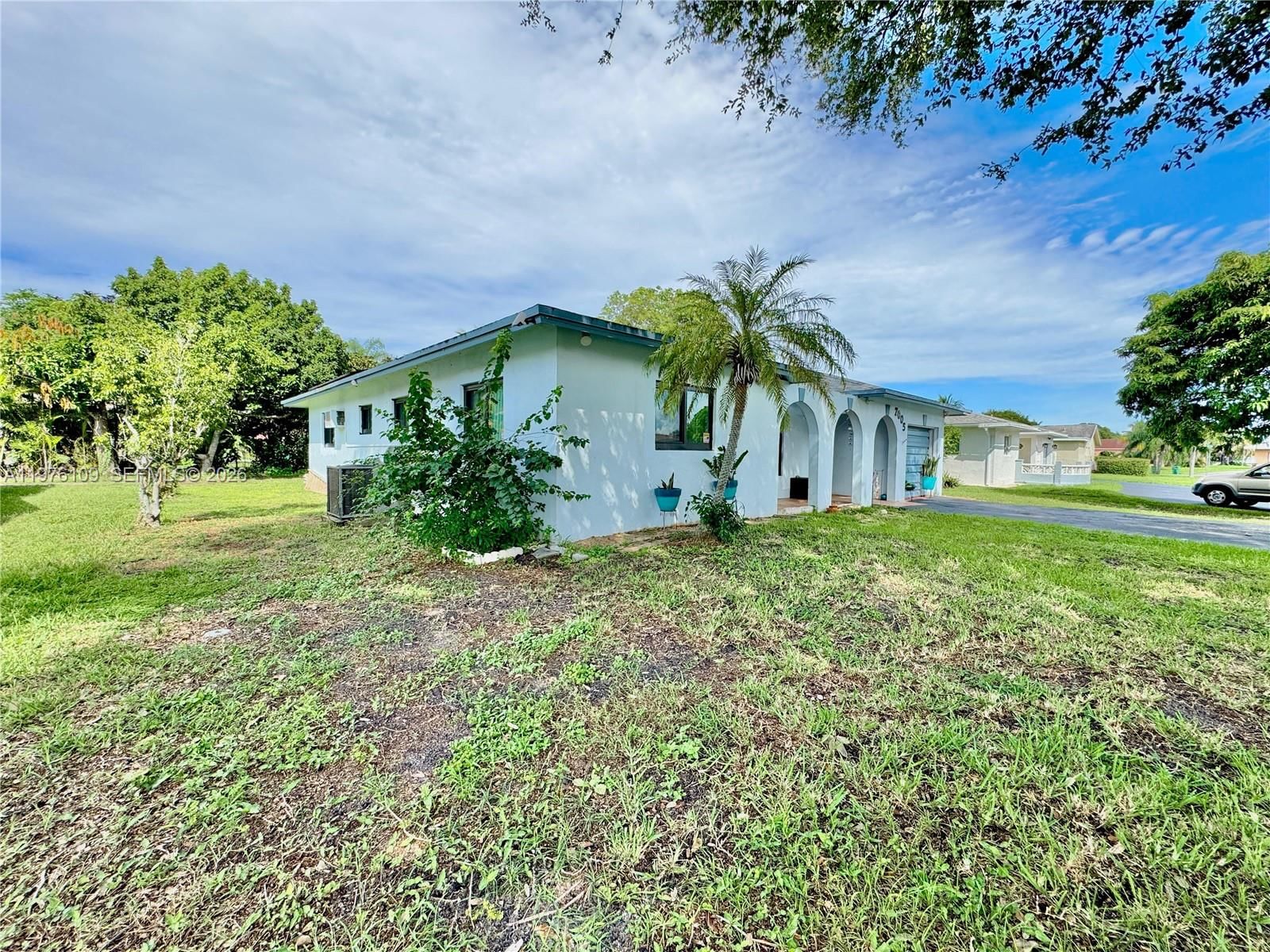 7005 NW 94th Ave - 14