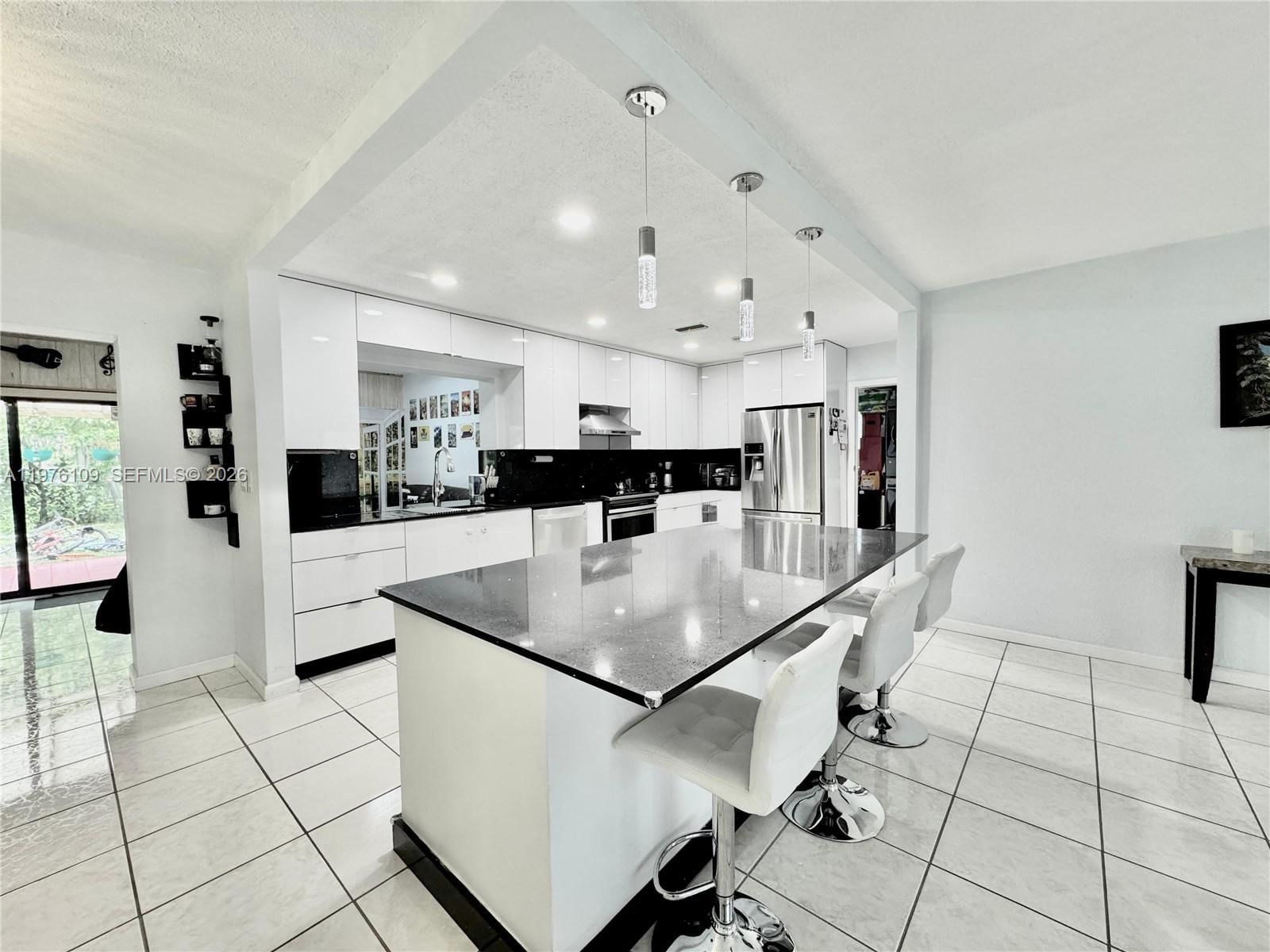 7005 NW 94th Ave - 17