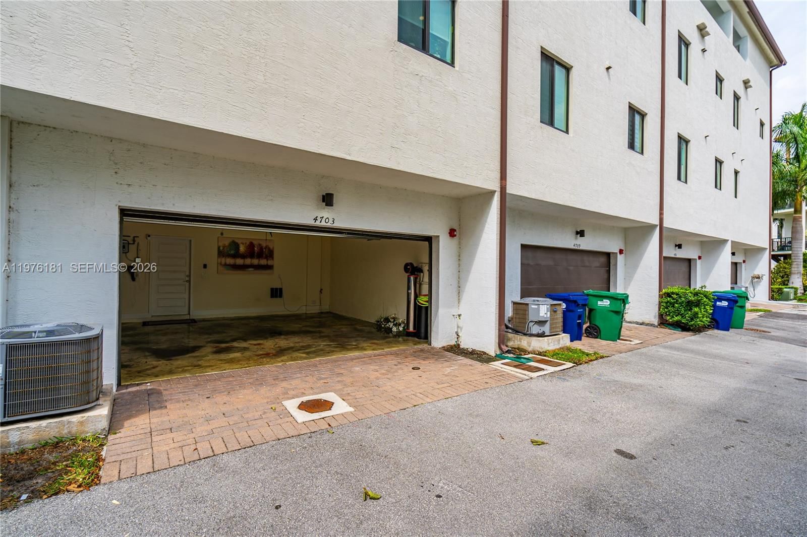 4703 NW 84th Ct - 53