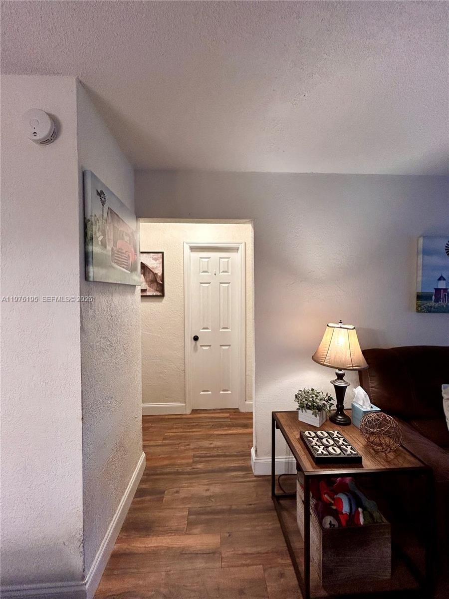 6605 NW 76th St - 24