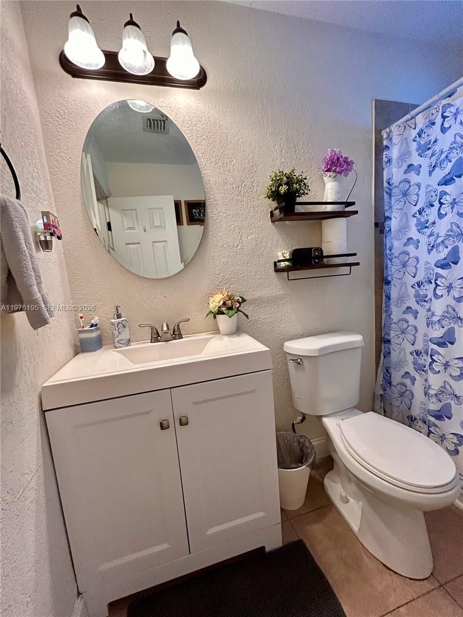 6605 NW 76th St - 27