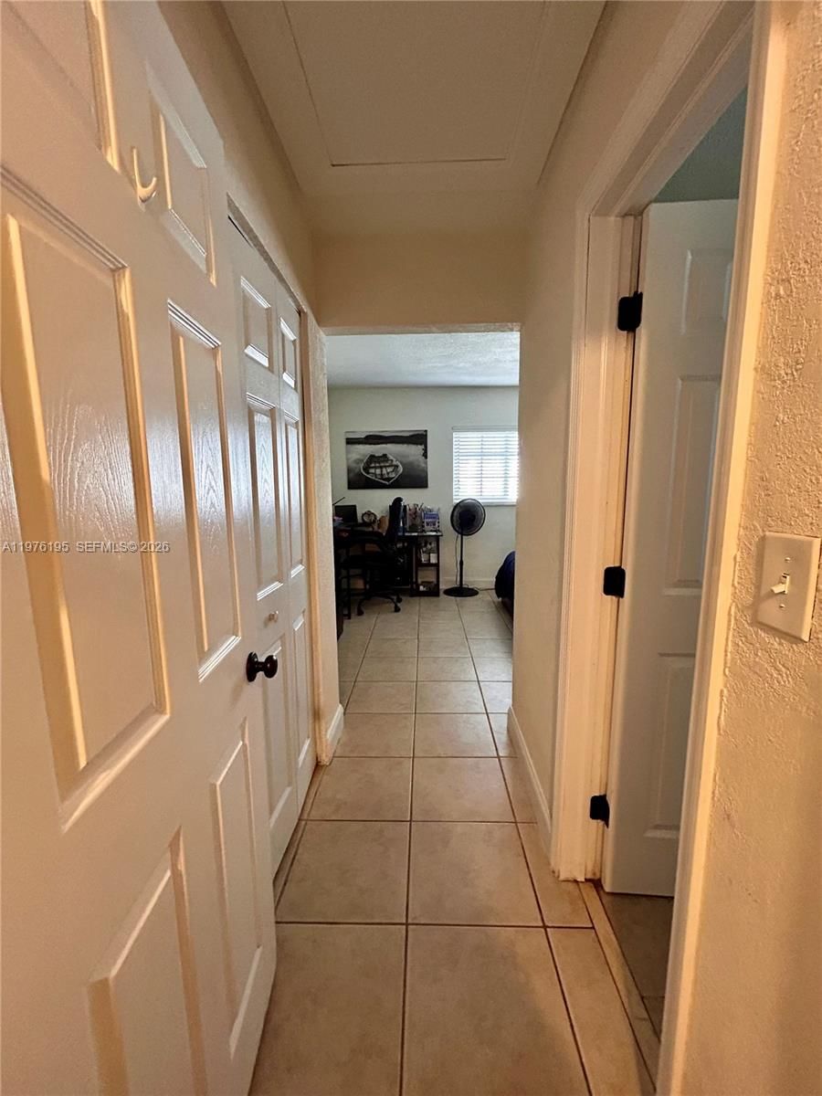 6605 NW 76th St - 32