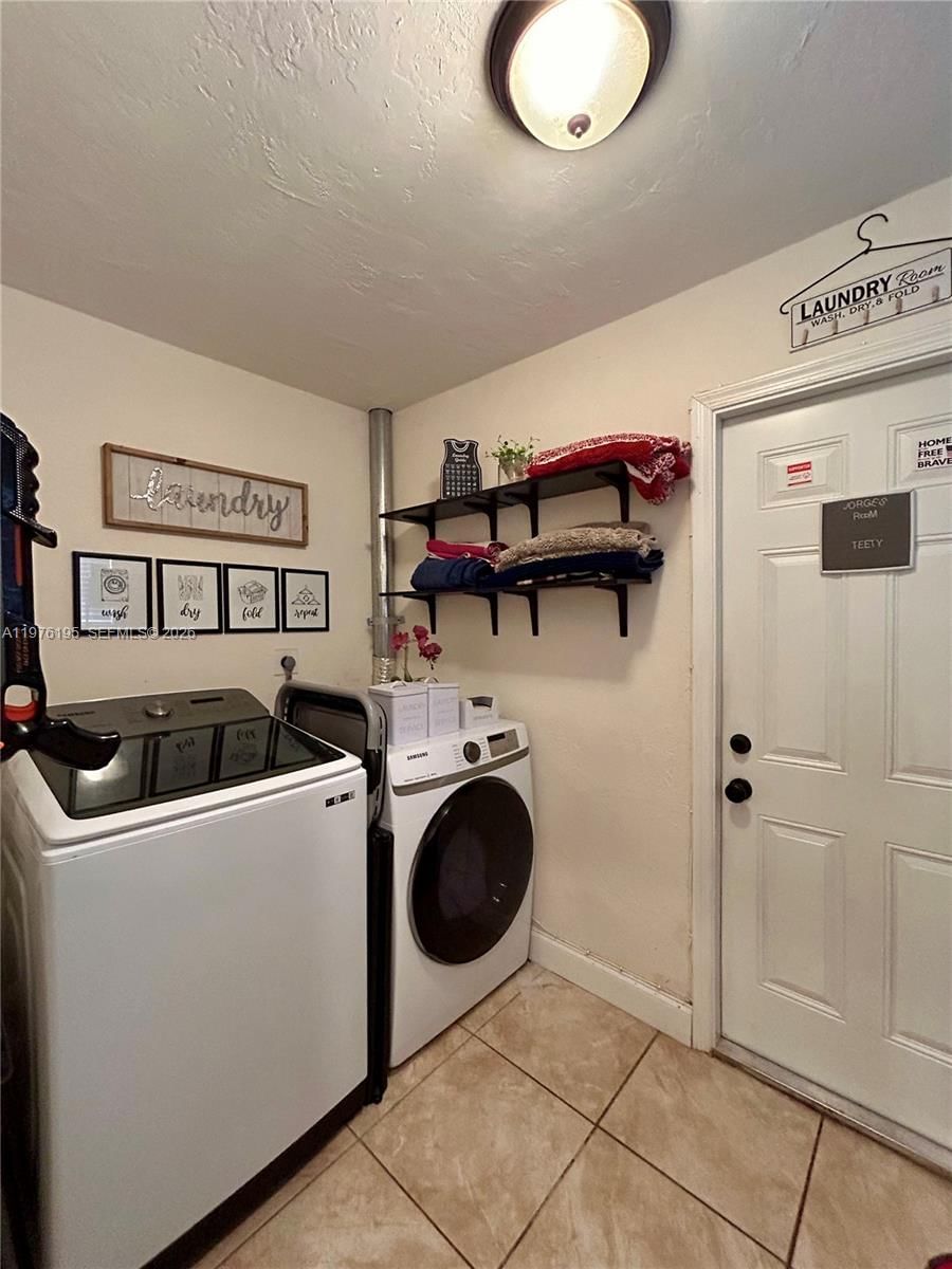 6605 NW 76th St - 39