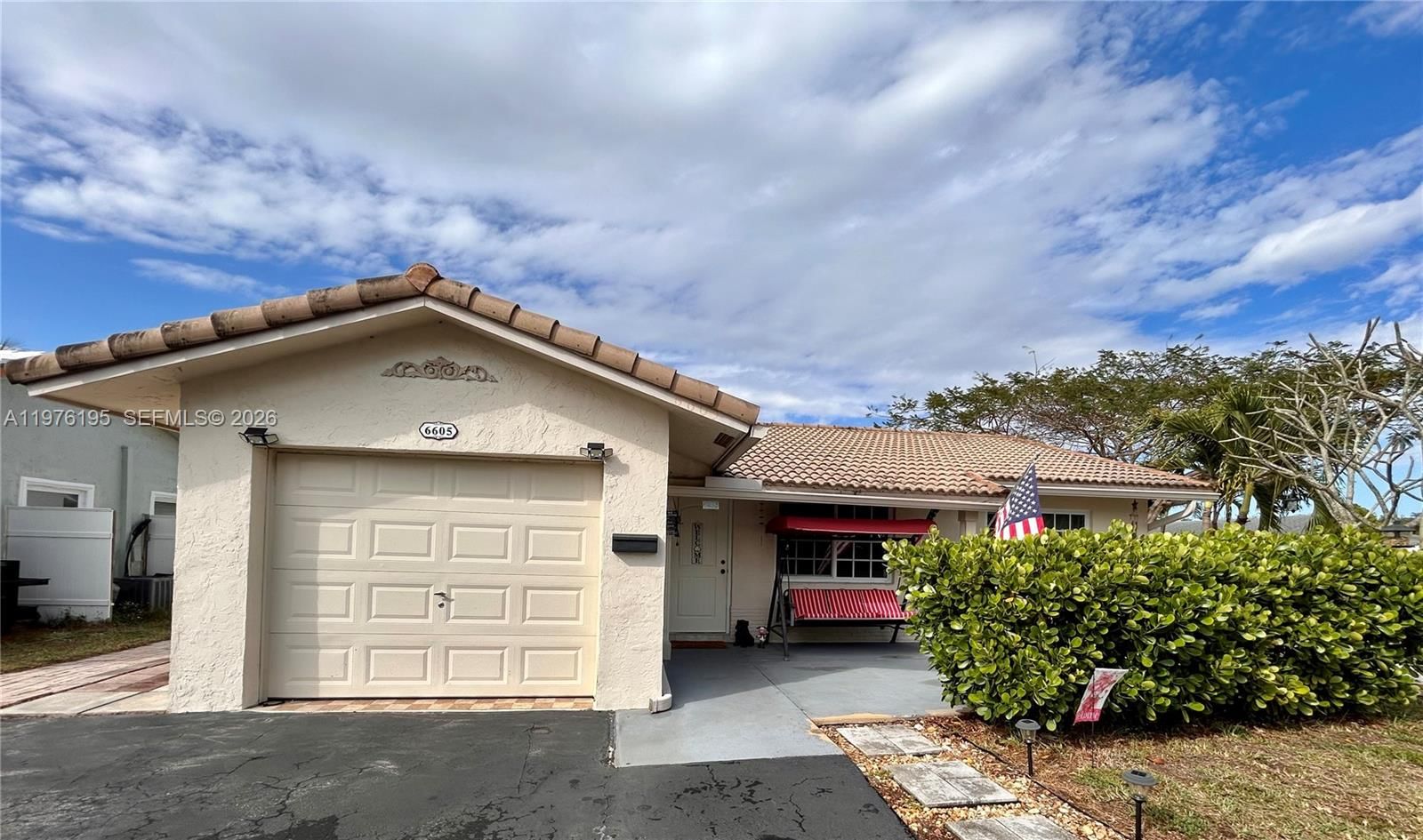 6605 NW 76th St - 43