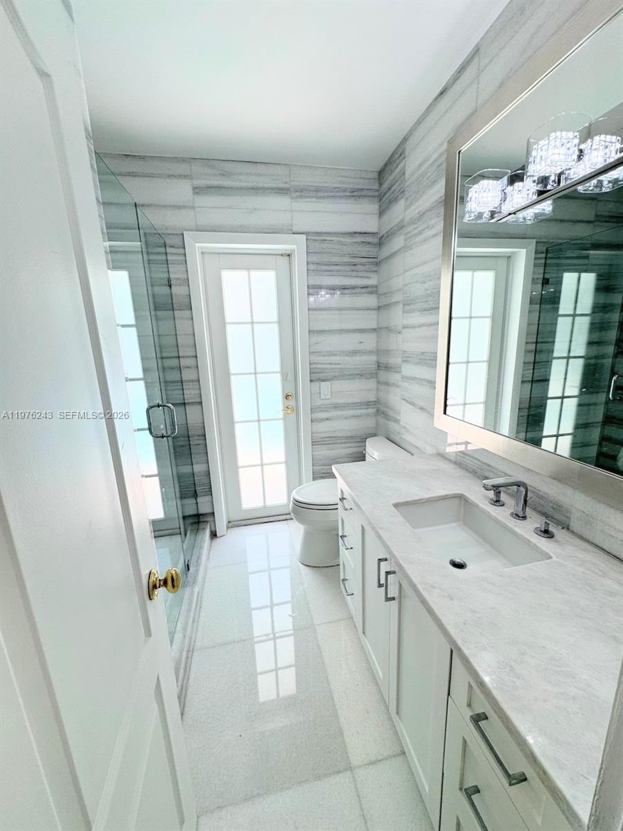 5920 MAYNADA ST, Unit 5920 - 21