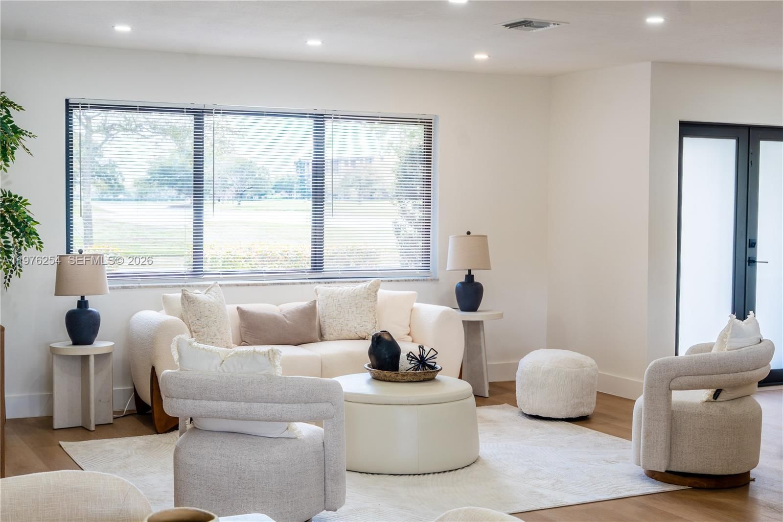 7951 SW 30th St - 10