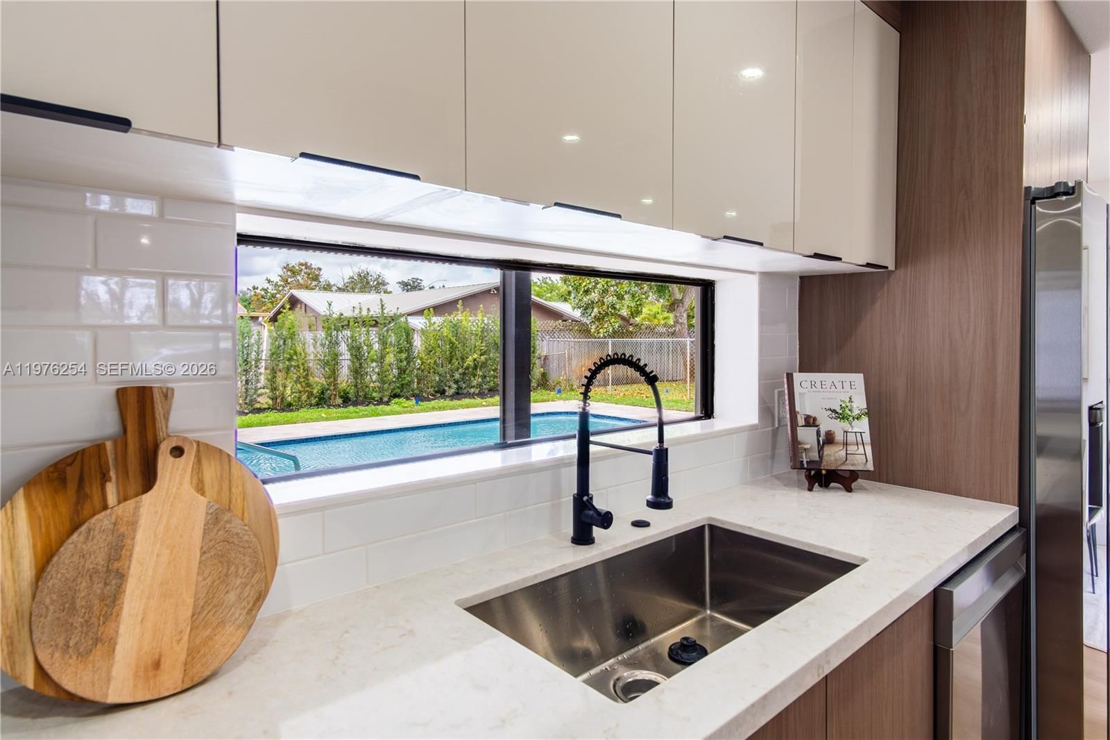 7951 SW 30th St - 14