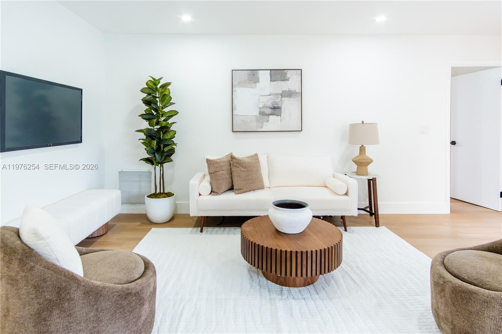 7951 SW 30th St - 25