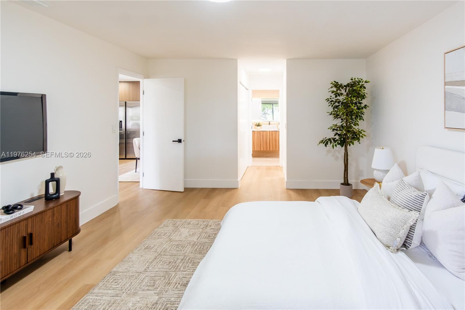 7951 SW 30th St - 32