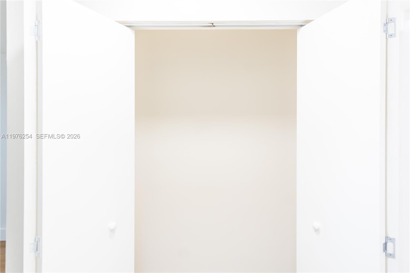 7951 SW 30th St - 35