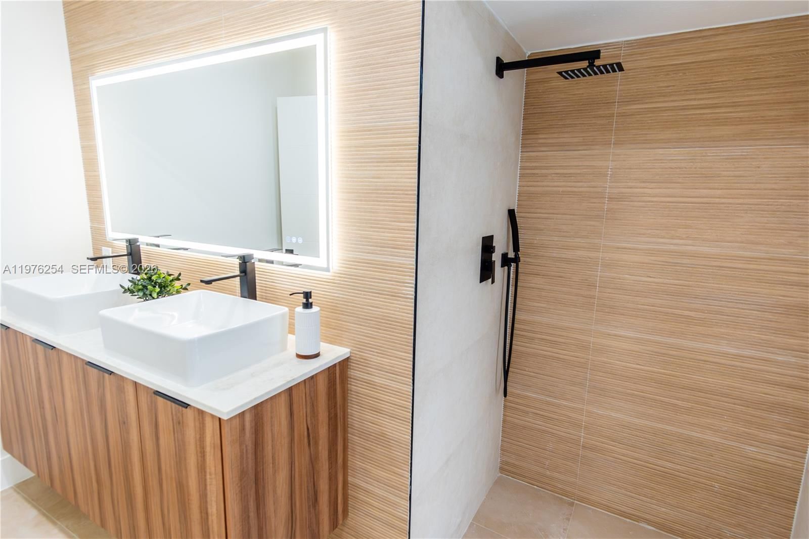 7951 SW 30th St - 37